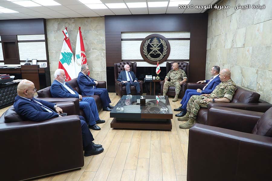 Azzam al-Ahmed meets with Joseph Aoun (Lebanese army Twitter account, August 7, 2023)