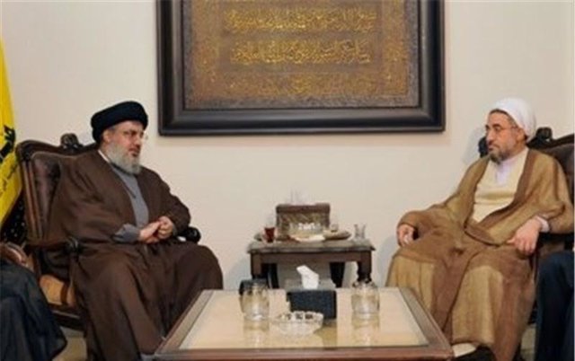 Ayatollah Mohsen Arakhi (right) meets with Hassan Nasrallah, Hezbollah secretary general (Mashregh News, July 26, 2016)