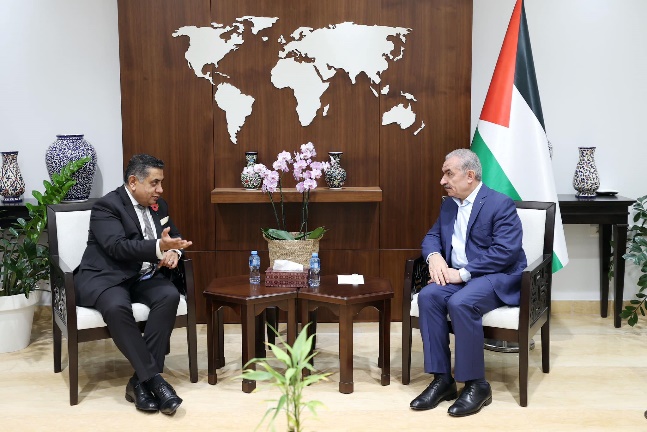 Shtayyeh meets with Lord Tariq Ahmed.