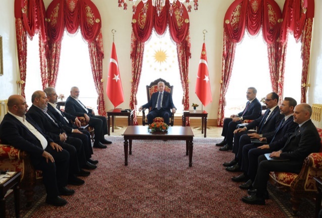 The delegation meets with the president of Turkey (Arabic website of the Turkish presidency, April 20, 2024). 