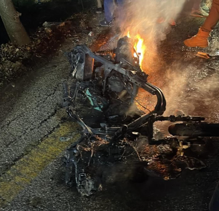 The remains of Saqlawi's motorcycle (Omar_Madaniah's X account, May 20, 2024). 