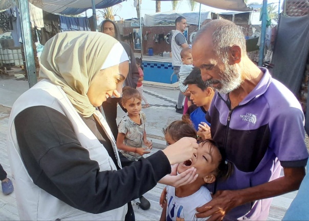 The second round of the polio vaccine campaign in the camps in the central Gaza Strip (Palestinian ministry of health, October 14, 2024)