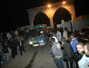 The Miles of Smiles 11 convoy enters the Gaza Strip through the Rafah crossing (Qudsmedia.com website, April 5, 2012).