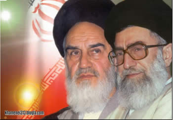 Ayatollah Khamenei (right). Will he be forced to follow the example of his predecessor, Ayatollah Khomeini (left), and drink from the poisoned chalice? (khamenei313.blogfa.com)